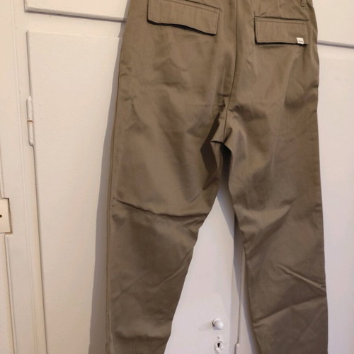 Solid jeans new without tags, size W33/L32, beige