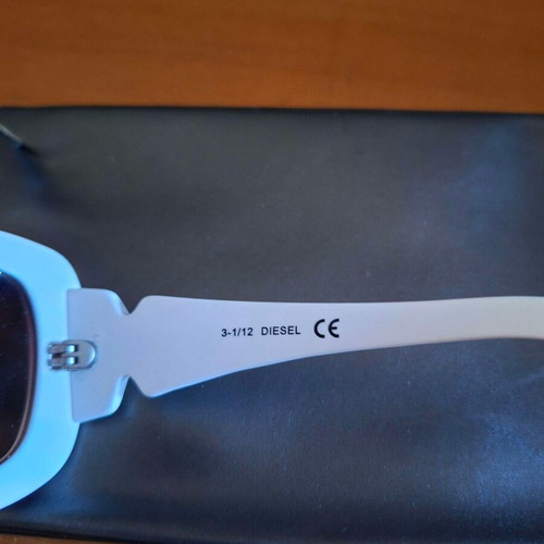 Diesel Sunglasses like new, white