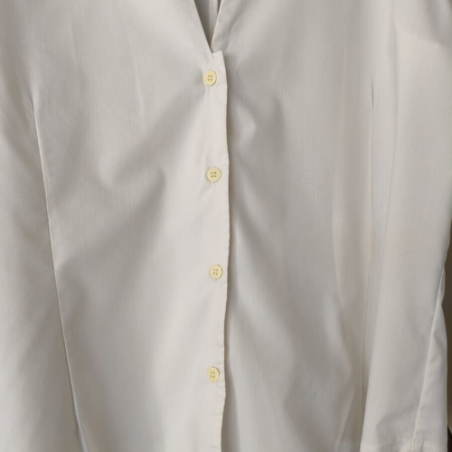 Apparel white shirt XXL used with pointed collar and wide cuffs