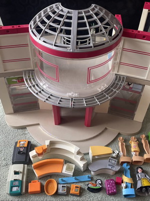 Playmobil shopping mall