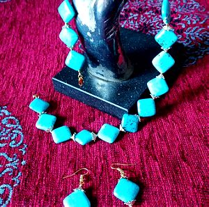 Σετ - κολιέ και σκουλαρίκια χαολίτη τυρκουάζ χρώματος (φυσική πέτρα) με επίχρυσο κούμπωμα και γάντζους σκουλαρικιών από 14k KC