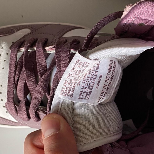 Nike Air Jordan 1 Mid new, size 44, purple/white