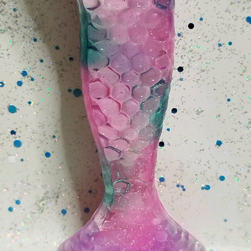 Barbie Colour Reveal Mermaids like new, two incomplete dolls