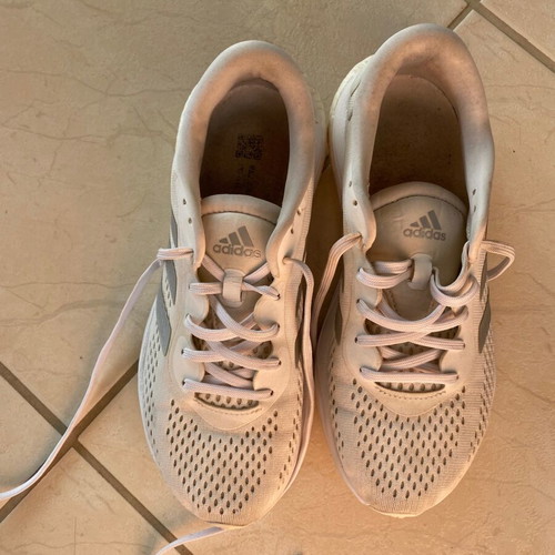Adidas athletic shoes used, size 39, white