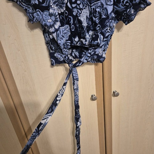 Floral crop top Teranova medium like new summer