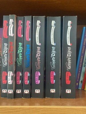 Vampire Diaries book set 1–7 by L.J. Smith, Greek edition