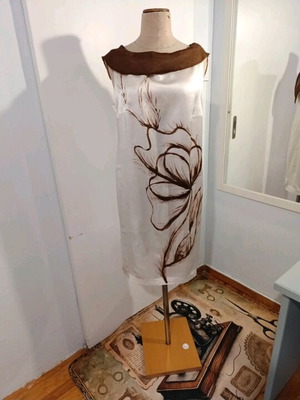 Silk Dress hand-painted, like new, elegant white and brown