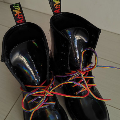 Dr. Martens Youthful Boots Size 36 Like New Black Patent