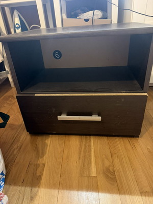 Brown bedroom nightstand in excellent condition