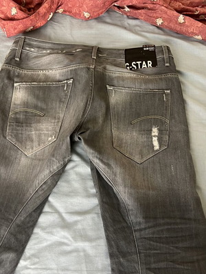 Τζιν G-Star Raw μεταχειρισμένο, μέγεθος 32, γκρι με σκισίματα