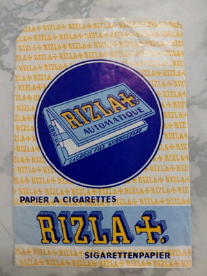 Vintage Rizla+ paper packaging from the 1950s like new