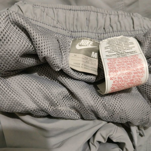 Nike boys medium sportswear new, grey
