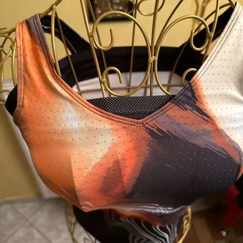 Nike Sport Tank Top like new, black and multicolor abstract design