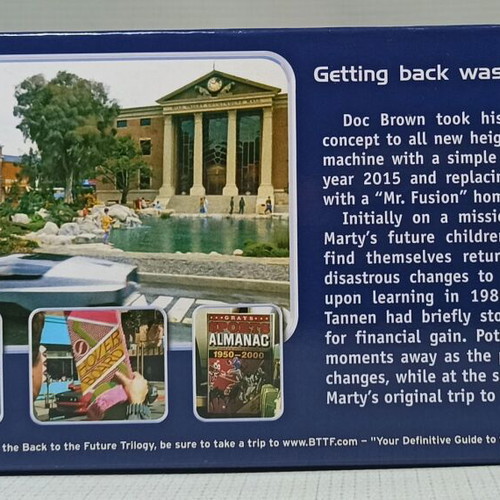 Welly Back to the Future II Time Machine DeLorean Fly Wheel 1:24 Toy Car new
