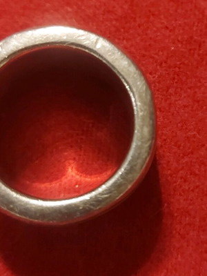 Silver women's ring 925 like new