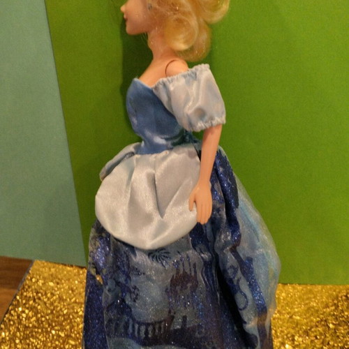 Disney Princess Snow White with blue dress like new
