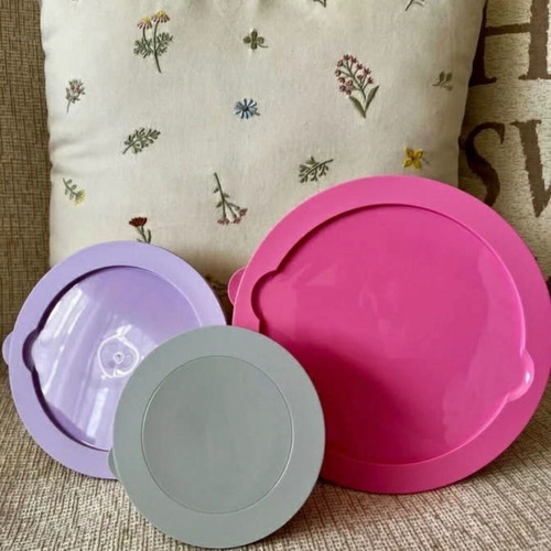 Set of three food storage containers new
