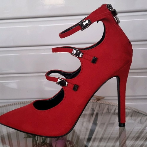 Red stiletto pumps new, size 38, comfortable design