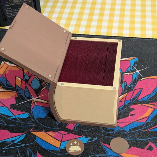MTG Deckbox σαν καινούργιο σε σχήμα βιβλίου