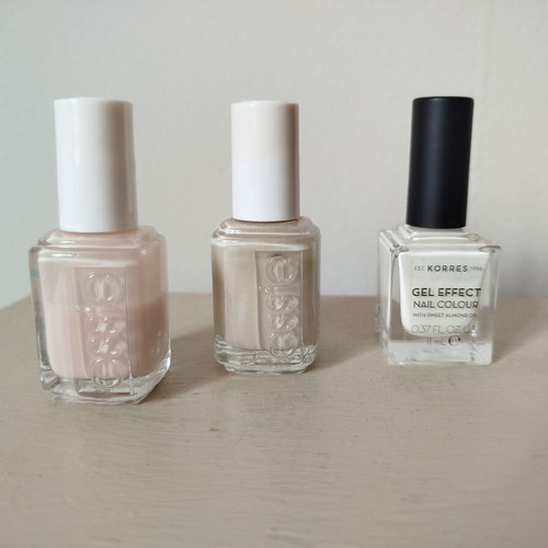 Nail polishes essie and korres like new, set of three