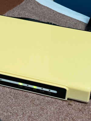 Wireless ADSL2+ Router TP-Link TD-W8101G used