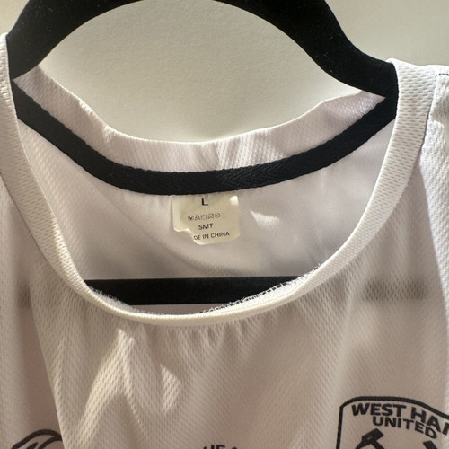 West Ham Final Prague football jersey