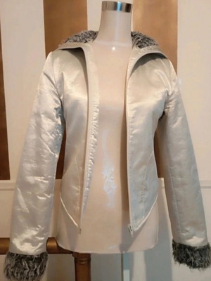 Rossodisera Y2K Silver Metallic Jacket with Faux Fur Used