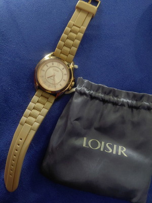 Loisir women's watch like new, beige silicone strap, 3atm waterproof