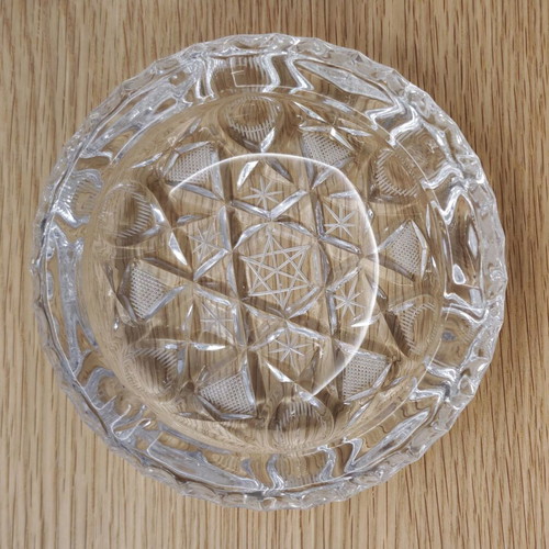 Vintage crystal ashtrays like new, set of 2 pieces