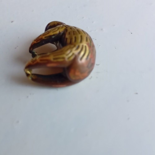 Sloth miniature statuette pendant used, gold-plated copper 1.5 cm