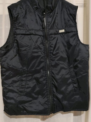 West McLaren Mercedes vest size XL like new, black