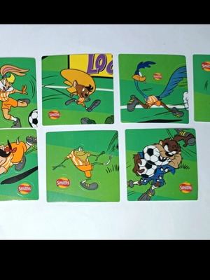 Looney Tunes Loonovia stickers set of 7 like new