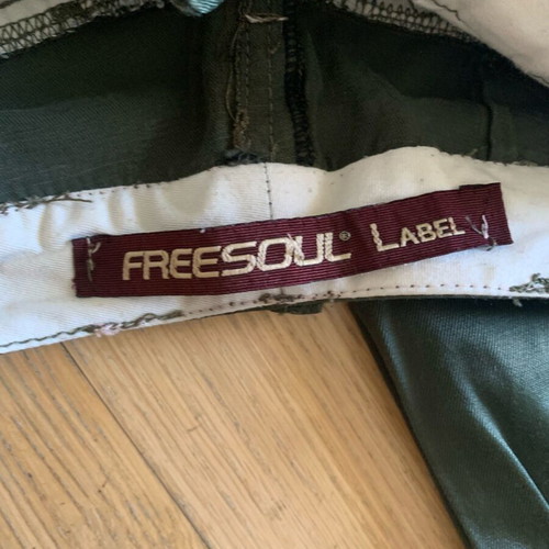 Khaki pants with belt Freesoul like new, green