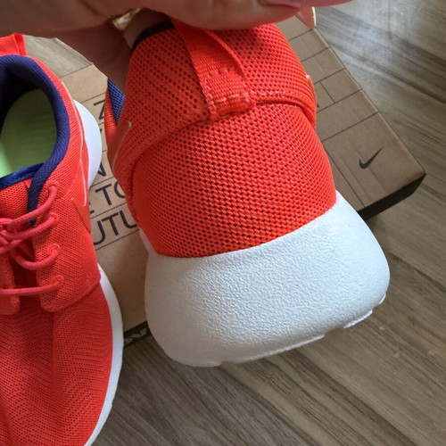 Nike Roshe Run sneakers new, size 38.5, multicolor
