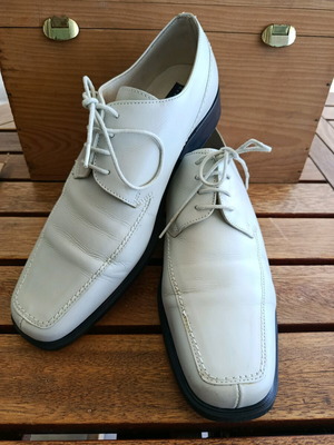 Raymont leather shoes like new, size 40, off-white