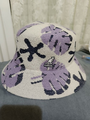 Kangol women's bucket hat, purple and white, size XL