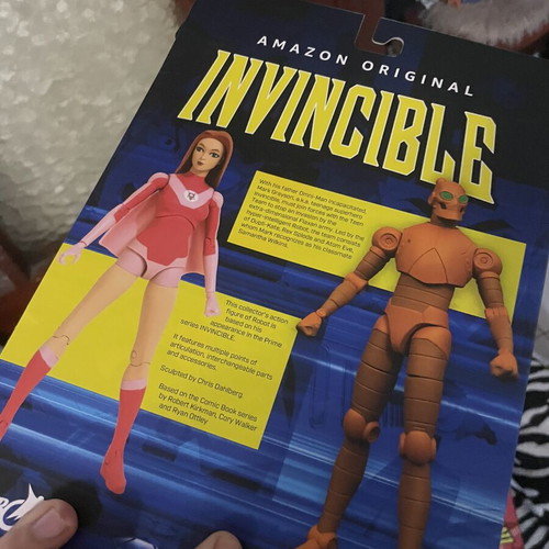 Robot figure Invincible Diamond Select like new