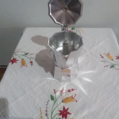 Loumidis hand coffee maker like new, collectible