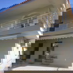 πωλείται βίλα 50 μέτρα από την θάλασσα.