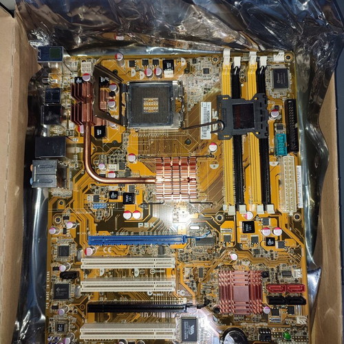 Asus P5K P45 Chipset new without packaging or accessories