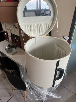 Hatbox suitcase like new