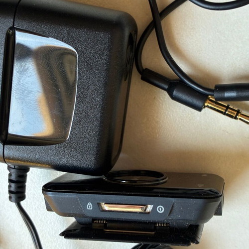 Motorola Bluetooth Headphones with FM Radio like new
