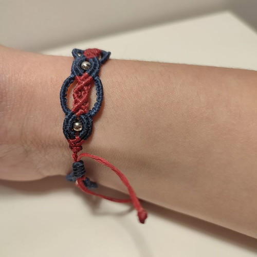 Macrame bracelet with beads new, handmade, blue-bordeaux