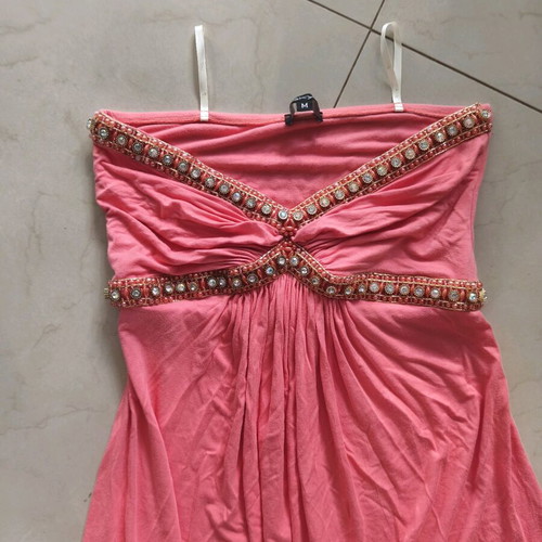 Coral dress size M like new, pink