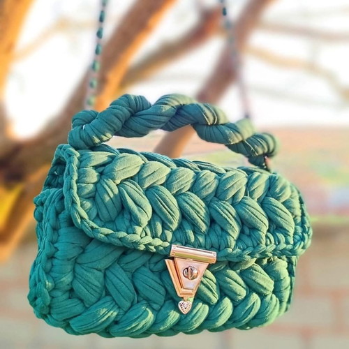 Handmade knitted bubble bag made to order with chain