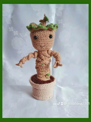 Crocheted Baby Groot new, size 17 cm