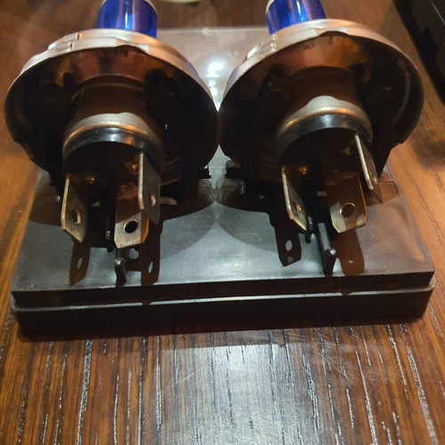 Xenon H5 new, excellent condition in original box