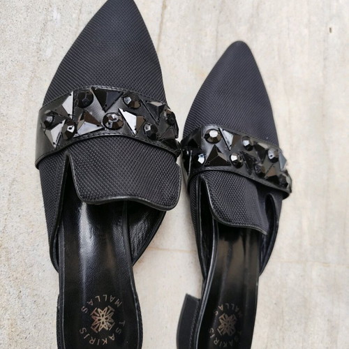 Tsakiris Mallas pointed-toe low heel slip-on mules like new size 38 black