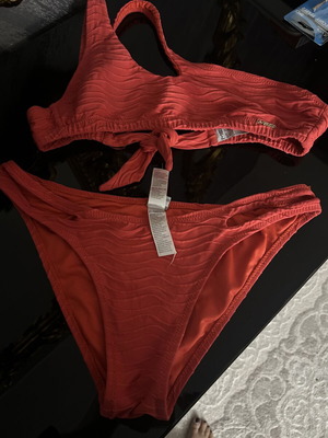Med bikini used, coral red, size L