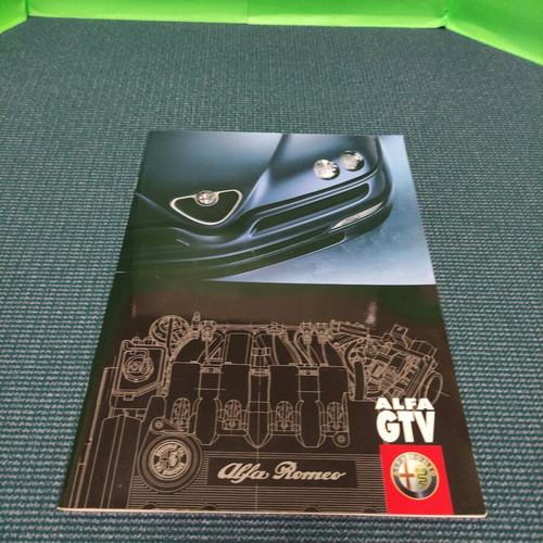 Alfa Romeo GT V official illustrated brochure like new
